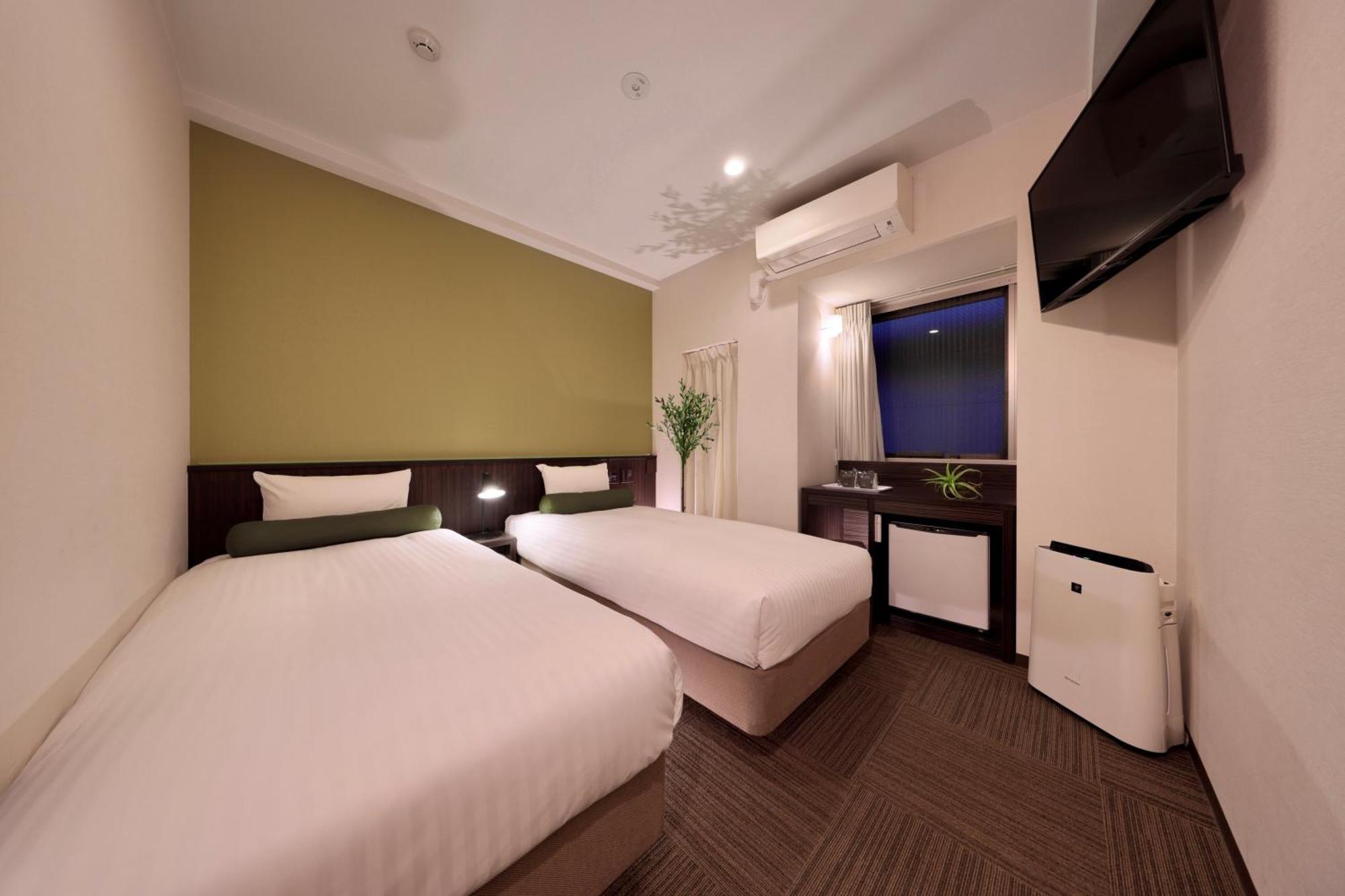 Nipponbashi Crystal Hotel Osaka Bagian luar foto