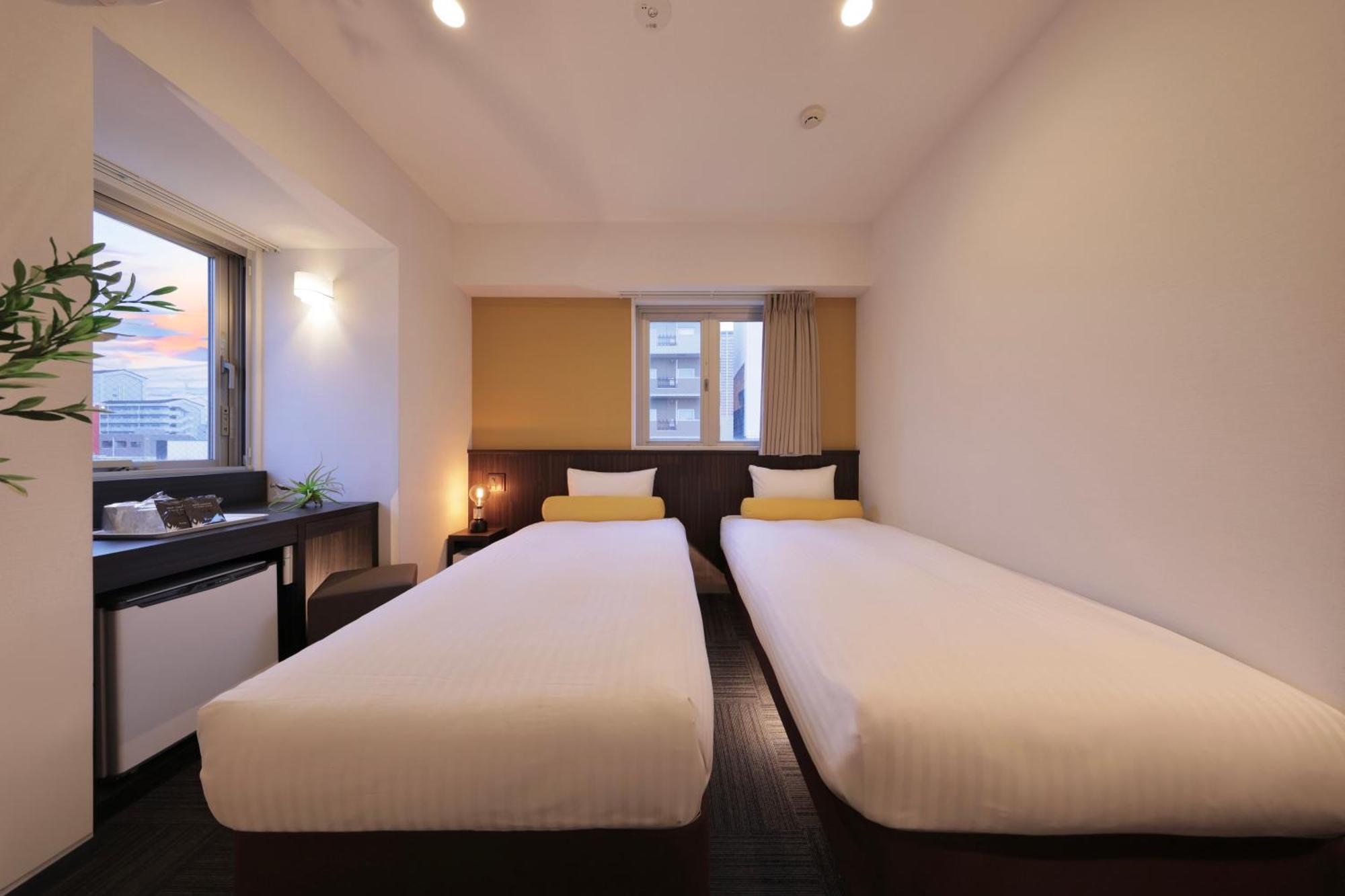 Nipponbashi Crystal Hotel Osaka Bagian luar foto